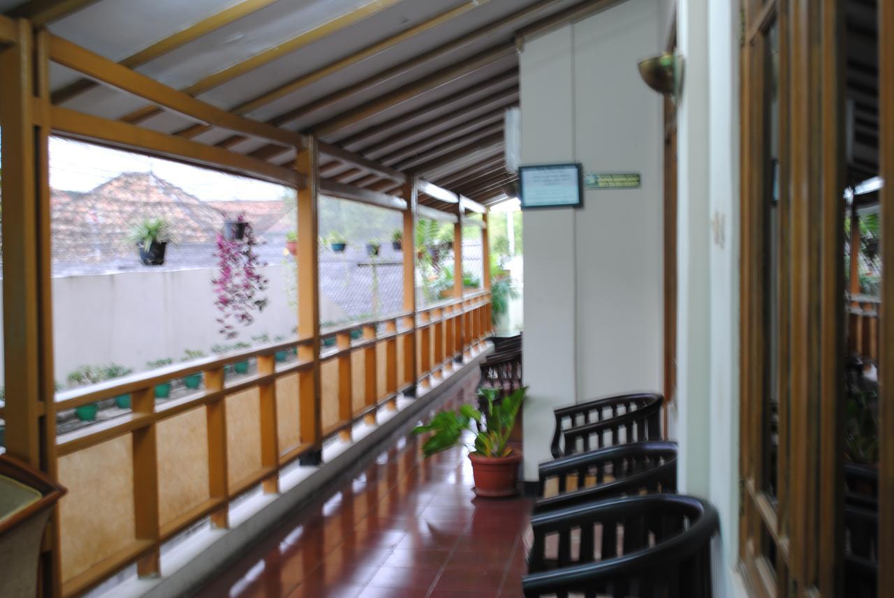 Hotel Wisata Baru Serang Bagian luar foto