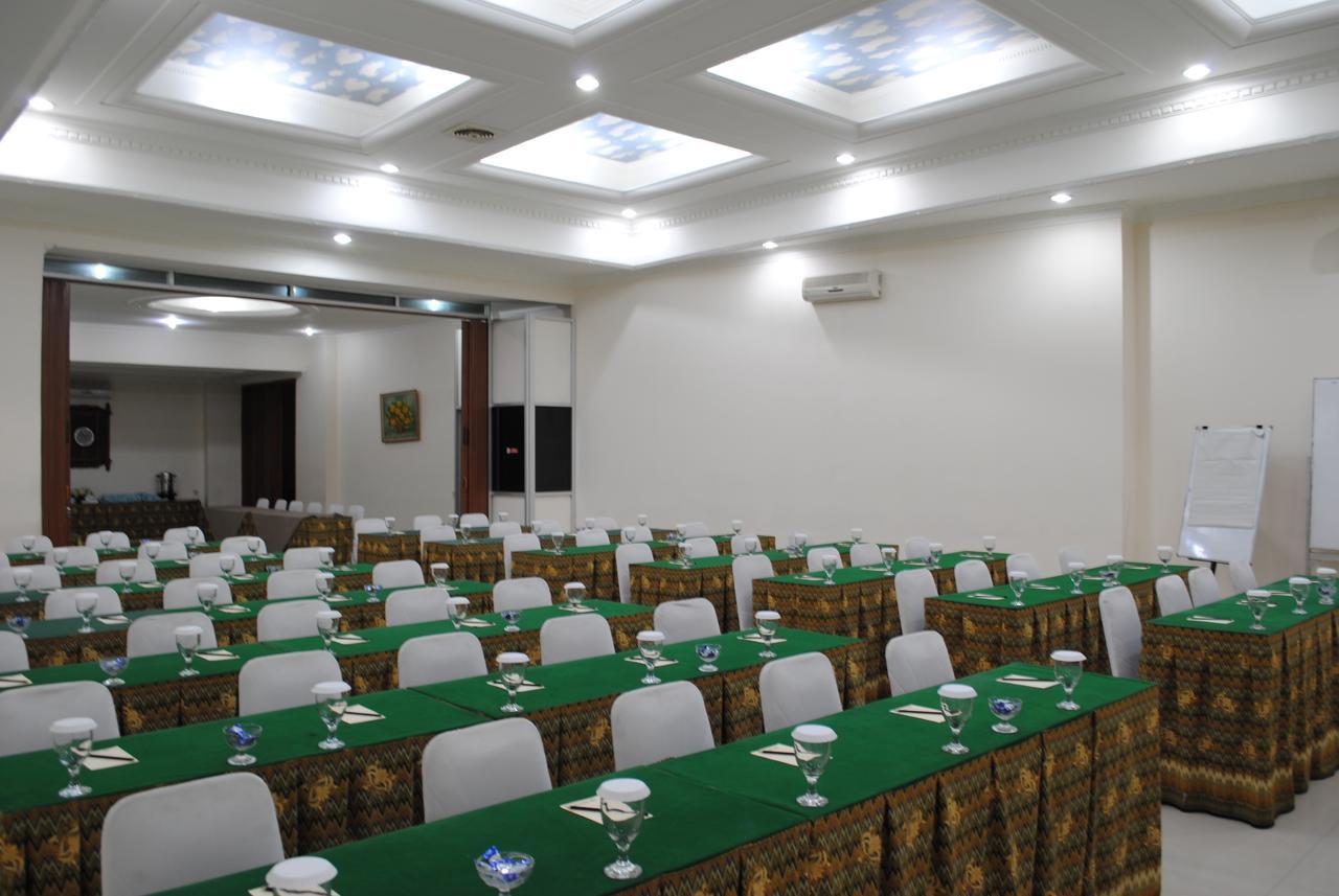 Hotel Wisata Baru Serang Bagian luar foto