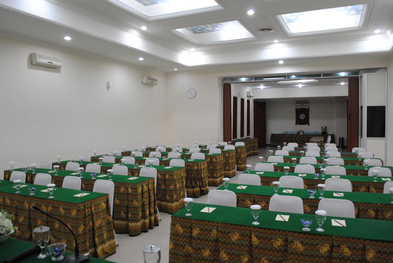 Hotel Wisata Baru Serang Bagian luar foto