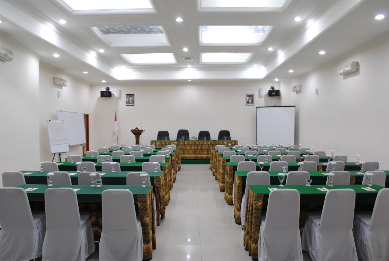 Hotel Wisata Baru Serang Bagian luar foto
